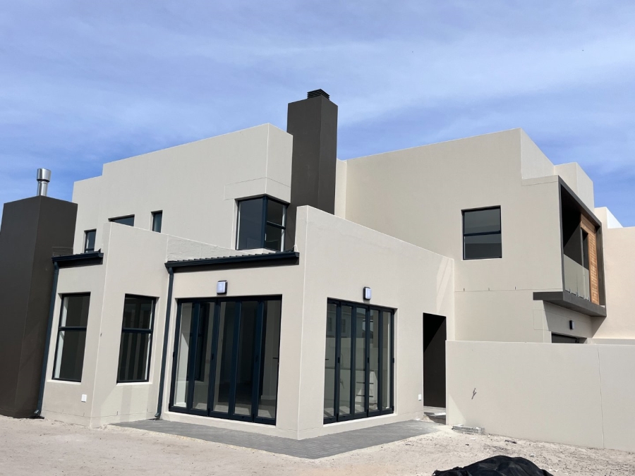 4 Bedroom Property for Sale in Sandown Western Cape